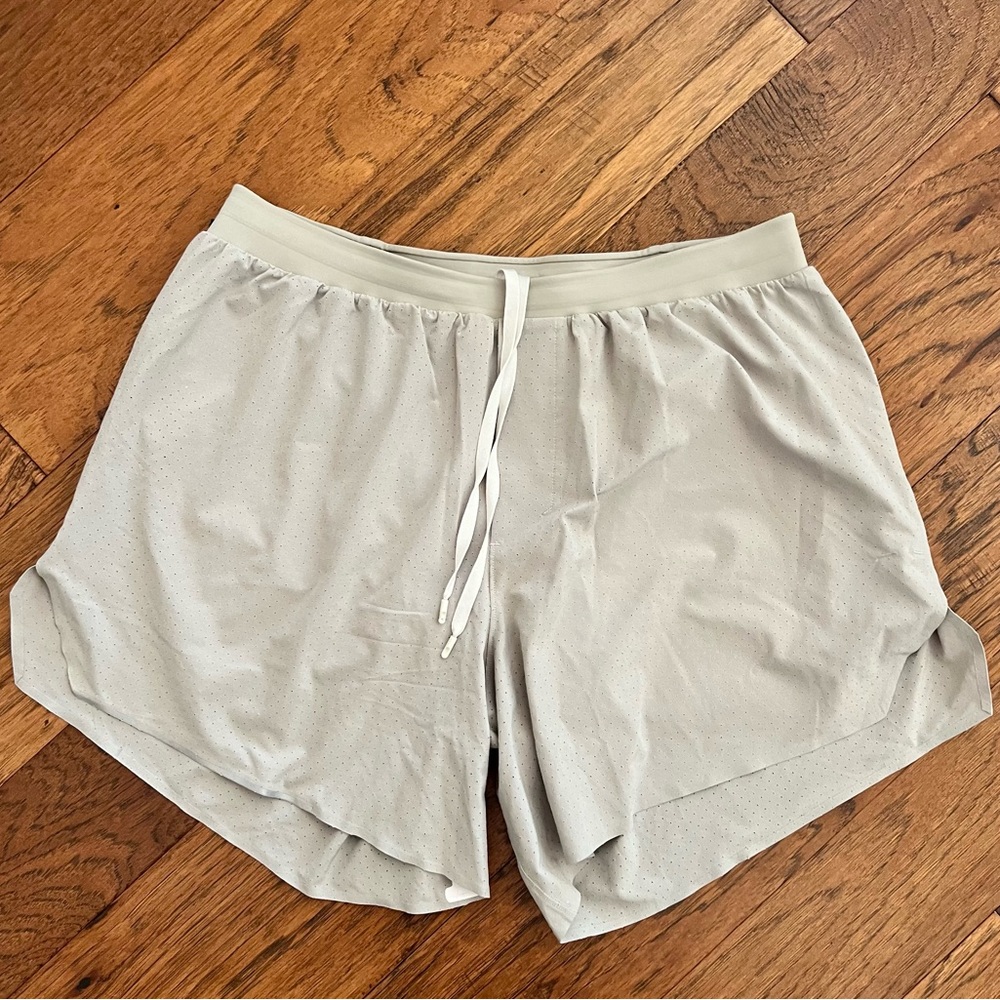 Lululemon Fast and Free Lined Shorts 6”